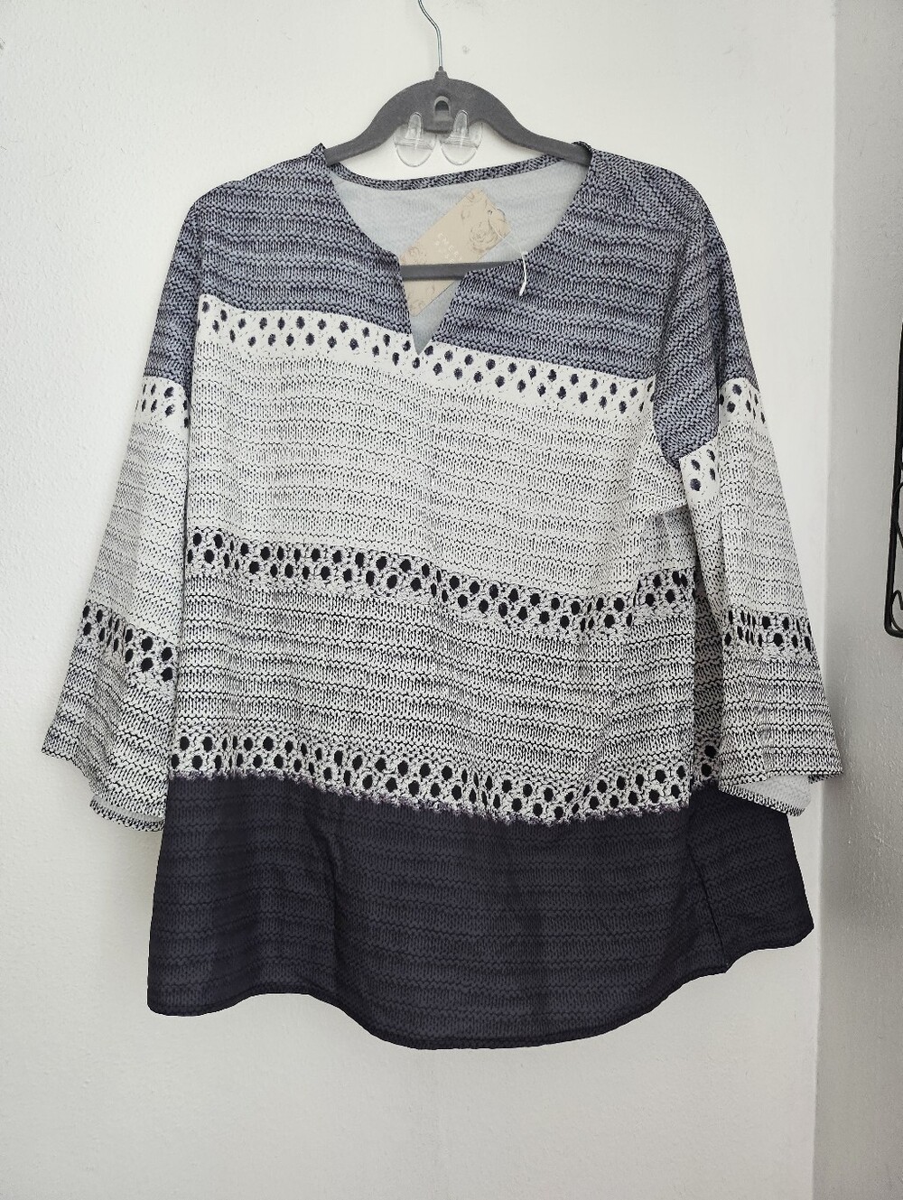 Women’s Navy & White Crochet-Detail Split-Neck Tunic